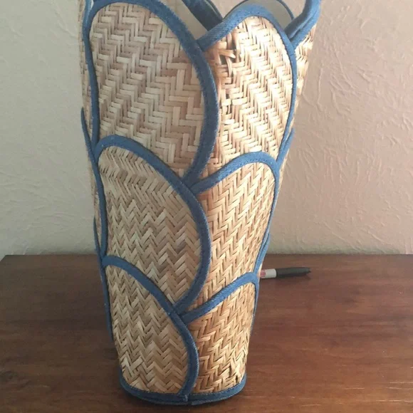 Elegant Blue and Tan Woven Tote Bag - Picture 7 of 12